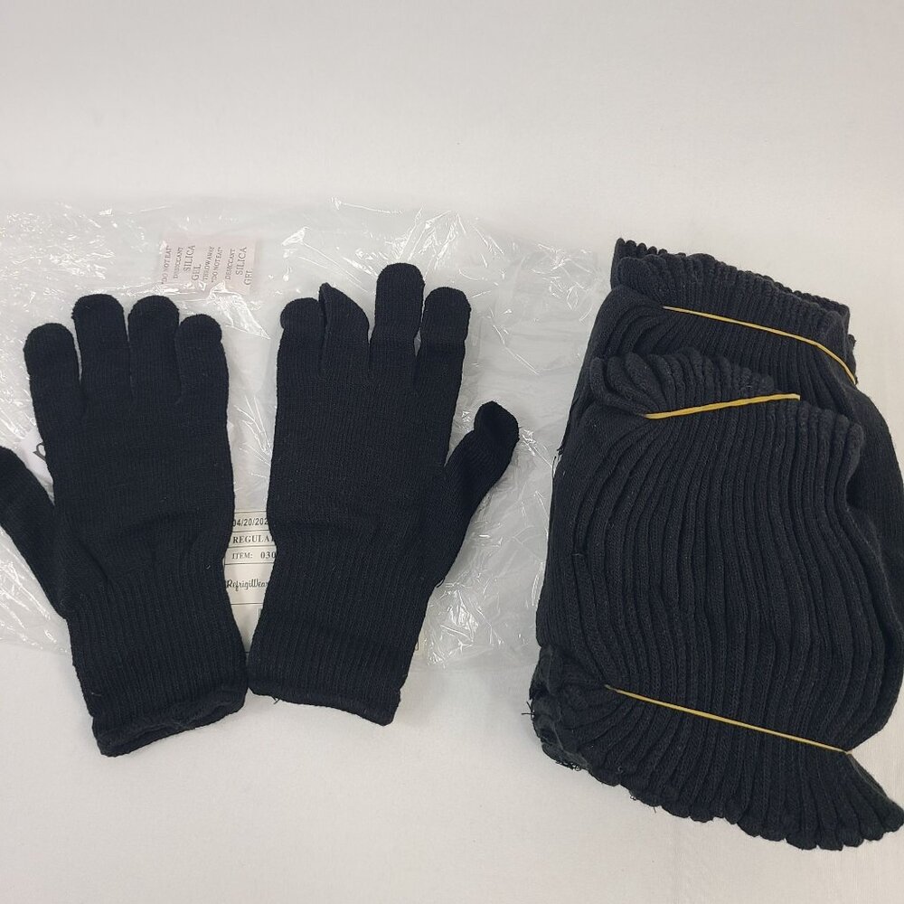 RefrigiWear Black Acrylic Spandex Knit Gloves One Size Regular Warm Winter Wear - Picture 2 of 4